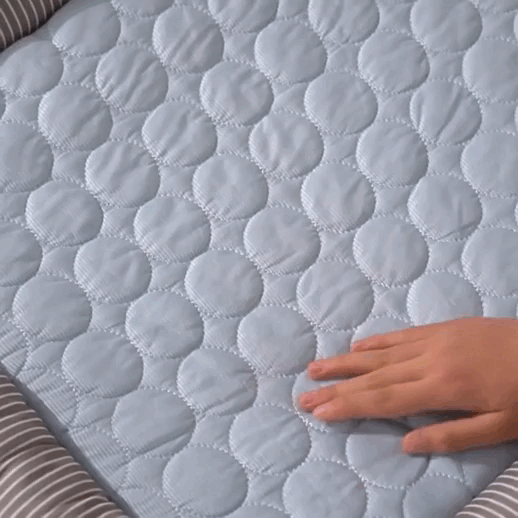 Cooling Dog Bed Pet Cool Mat – Instant Relief, All-Season Comfort Premium Quality Materials